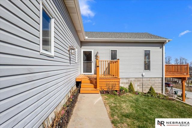 430 S 15th Street, Fort Calhoun, NE 68023