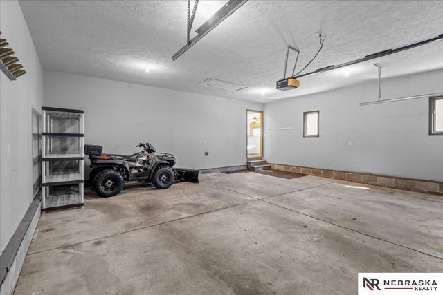 430 S 15th Street, Fort Calhoun, NE 68023