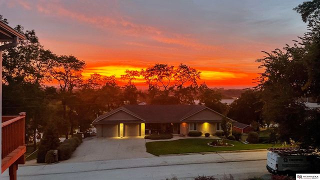 430 S 15th Street, Fort Calhoun, NE 68023