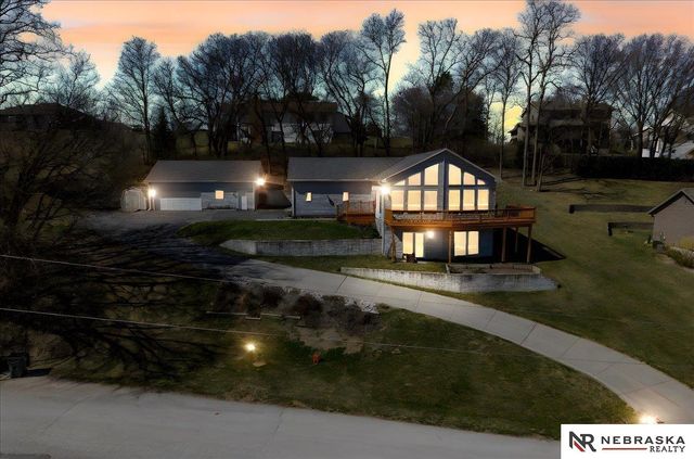 430 S 15th Street, Fort Calhoun, NE 68023