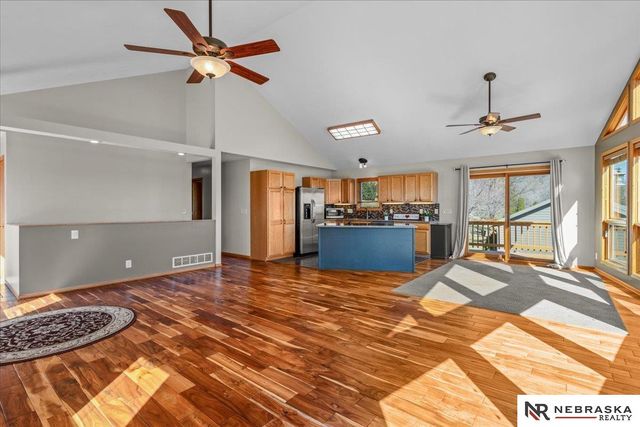 430 S 15th Street, Fort Calhoun, NE 68023