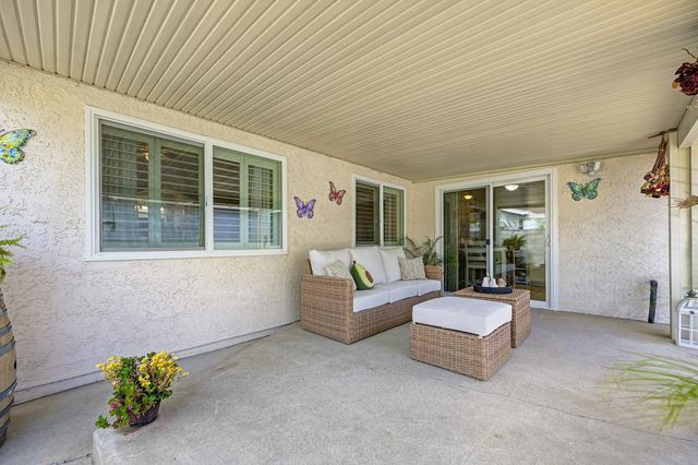 7309 Sunleaf Ln, Sacramento, CA 95828