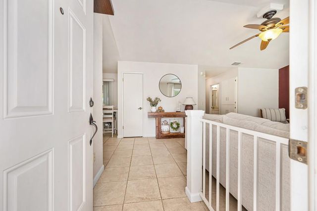 7309 Sunleaf Ln, Sacramento, CA 95828