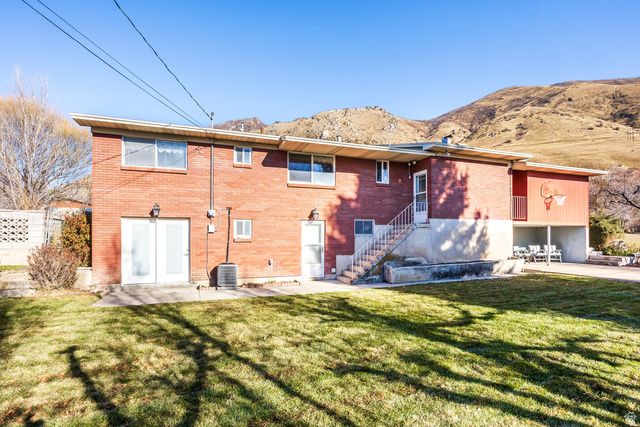 926 E 250 N, Springville, UT 84663