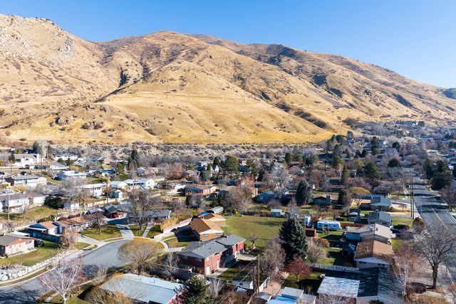 926 E 250 N, Springville, UT 84663