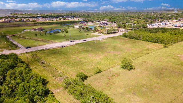 00 25 Avenue, Texas City, TX 77590