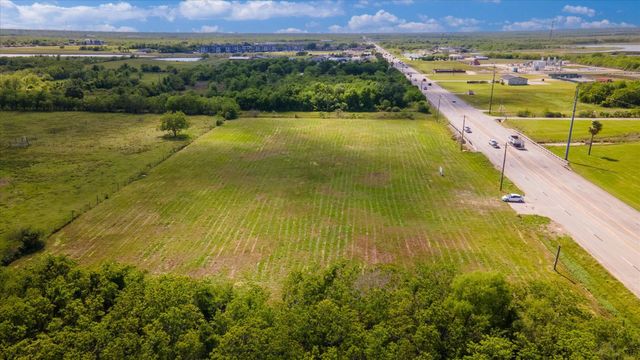 00 25 Avenue, Texas City, TX 77590