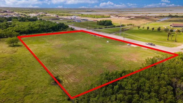 00 25 Avenue, Texas City, TX 77590