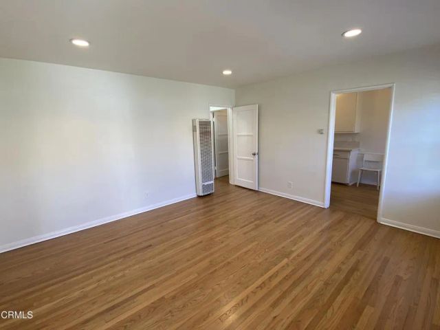 2452 E Washington Boulevard, Pasadena, CA 91104