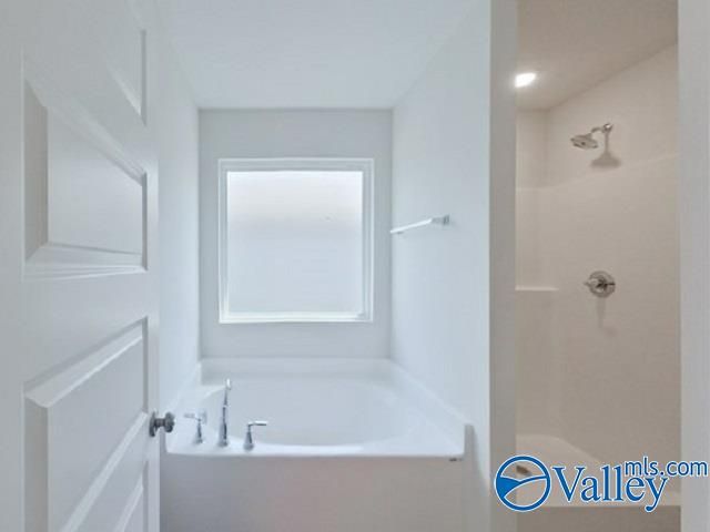 6102 Taramore Lane NW, Huntsville, AL 35806