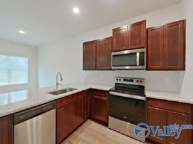 6102 Taramore Lane NW, Huntsville, AL 35806