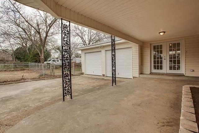 1311 S Edgefield Avenue, Dallas, TX 75208