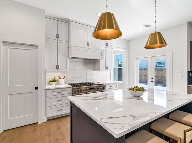 1207 Tabor Street, Houston, TX 77009