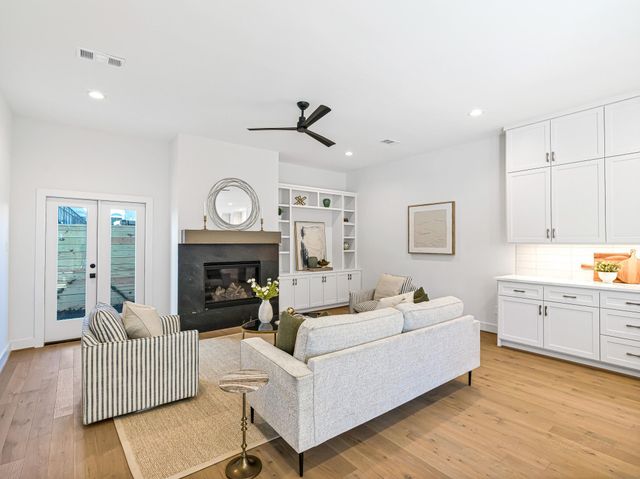 1207 Tabor Street, Houston, TX 77009