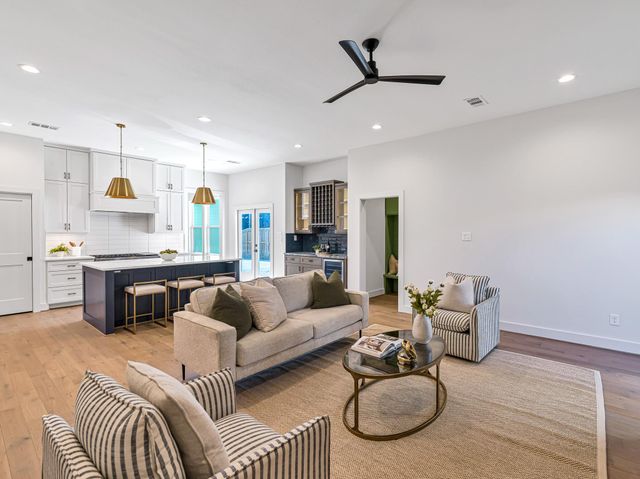 1207 Tabor Street, Houston, TX 77009