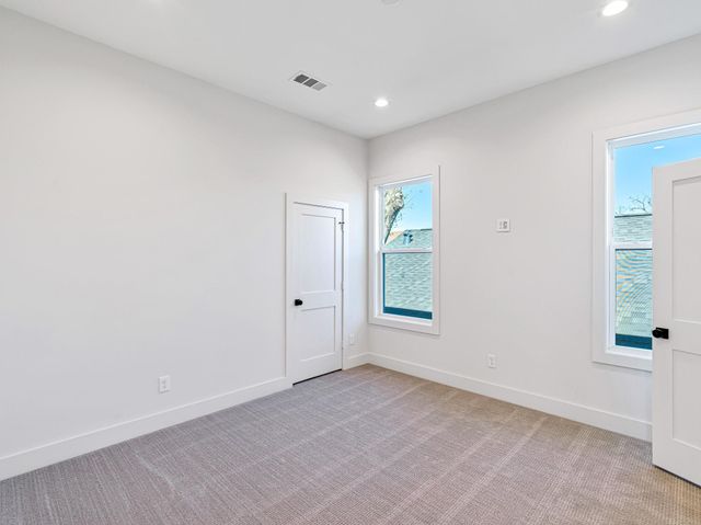 1207 Tabor Street, Houston, TX 77009