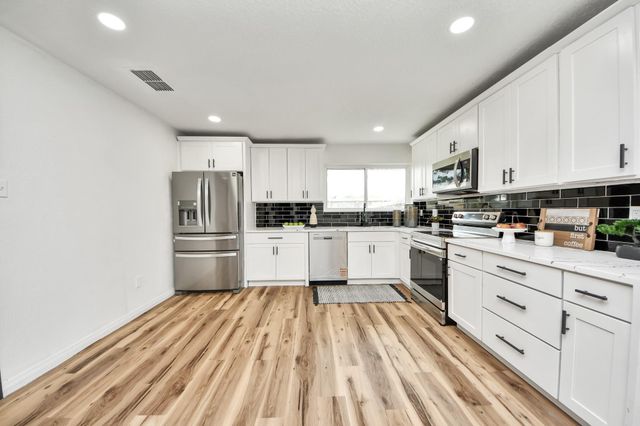 17114 Barcelona Drive, Friendswood, TX 77546