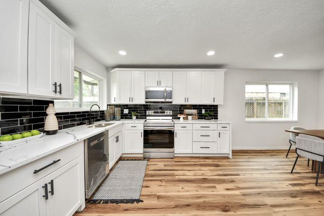 17114 Barcelona Drive, Friendswood, TX 77546