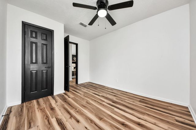 17114 Barcelona Drive, Friendswood, TX 77546