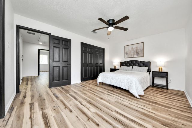 17114 Barcelona Drive, Friendswood, TX 77546