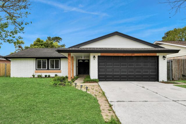 17114 Barcelona Drive, Friendswood, TX 77546