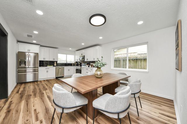 17114 Barcelona Drive, Friendswood, TX 77546