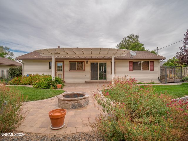 1321 Dennis Street, Minden, NV 89423