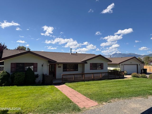 1321 Dennis Street, Minden, NV 89423