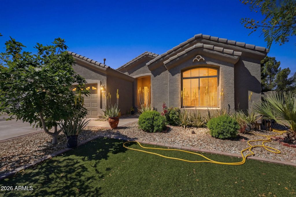 10961 W Chase Drive, Avondale, AZ 85323 — exterior