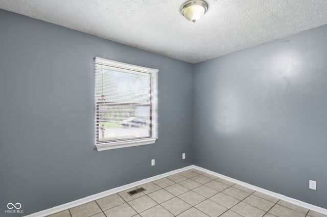 3242 Pawnee Drive, Indianapolis, IN 46235
