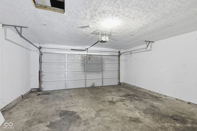 3242 Pawnee Drive, Indianapolis, IN 46235