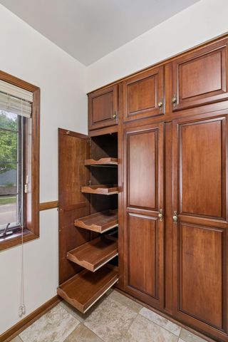 707 Hamline Avenue S, Saint Paul, MN 55116