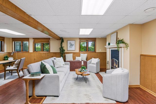 707 Hamline Avenue S, Saint Paul, MN 55116