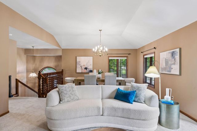 707 Hamline Avenue S, Saint Paul, MN 55116