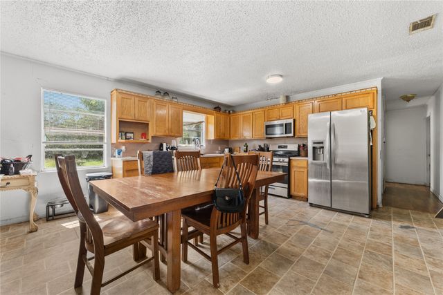 305 Avenue I, Lacy Lakeview, TX 76705