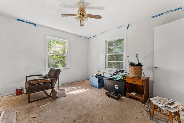 305 Avenue I, Lacy Lakeview, TX 76705