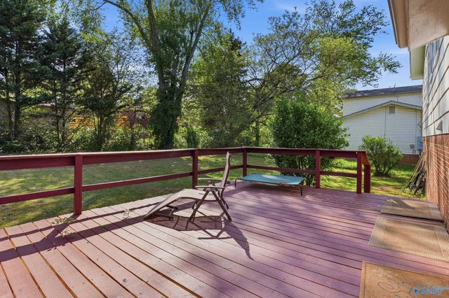 4045 Knollbrook Drive NW, Huntsville, AL 35810