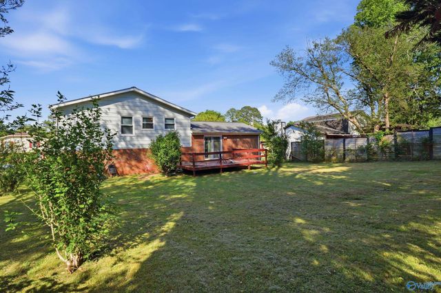 4045 Knollbrook Drive NW, Huntsville, AL 35810