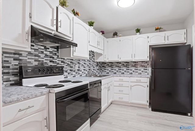 4045 Knollbrook Drive NW, Huntsville, AL 35810