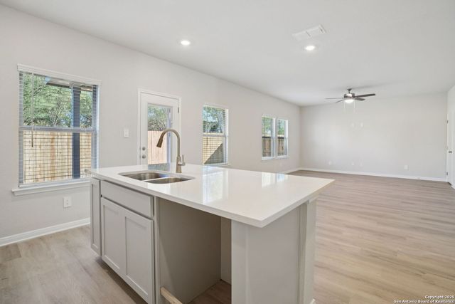 6407 Prince Howard, San Antonio, TX 78239