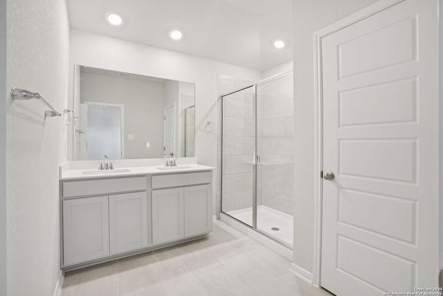 6407 Prince Howard, San Antonio, TX 78239