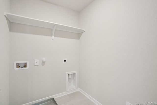 6407 Prince Howard, San Antonio, TX 78239