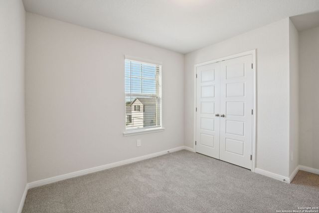 6407 Prince Howard, San Antonio, TX 78239