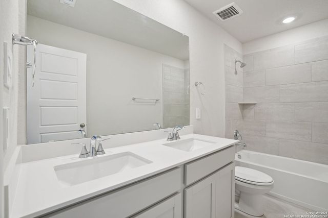 6407 Prince Howard, San Antonio, TX 78239