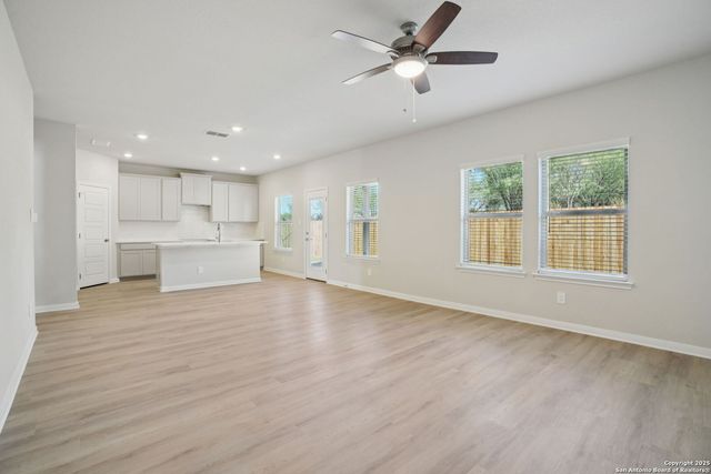 6407 Prince Howard, San Antonio, TX 78239