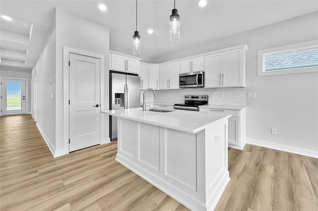 1135 NW Sproul Drive, Waukee, IA 50263