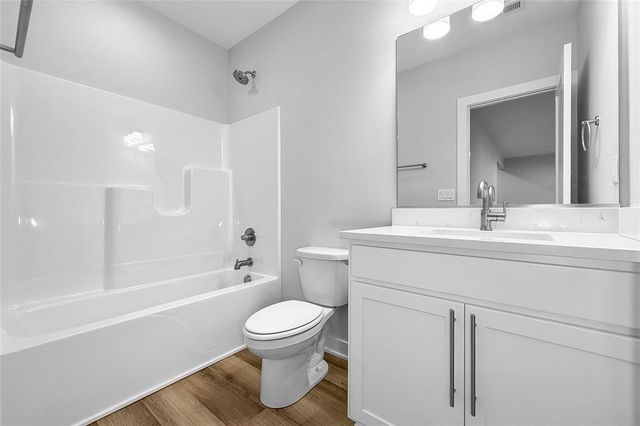 1135 NW Sproul Drive, Waukee, IA 50263