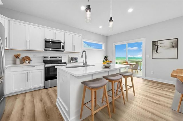 1135 NW Sproul Drive, Waukee, IA 50263