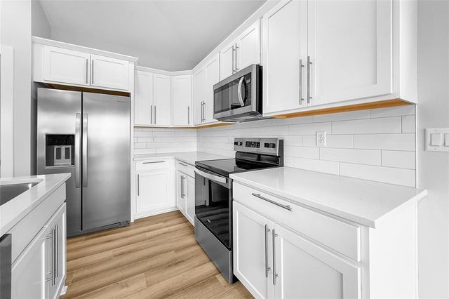 1135 NW Sproul Drive, Waukee, IA 50263