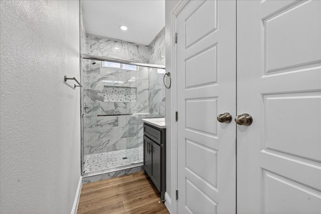 2009 W Sherman Street, Paris, TX 75460